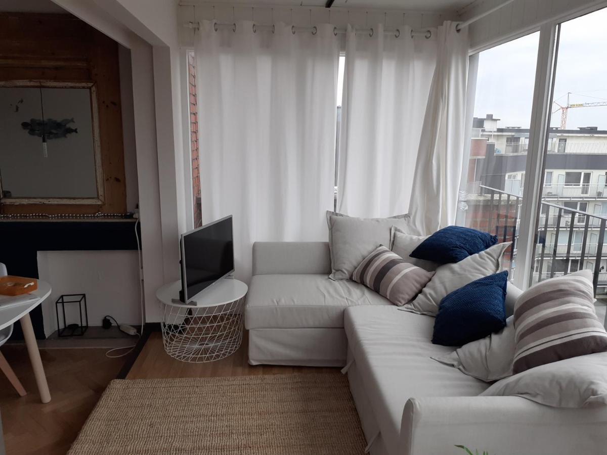Appartamento Gezellig Centraal Gelegen Penthouse Oostende Esterno foto