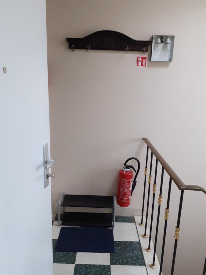 Appartamento Gezellig Centraal Gelegen Penthouse Oostende Esterno foto