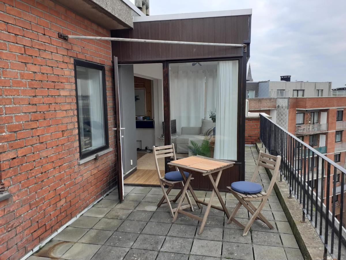 Appartamento Gezellig Centraal Gelegen Penthouse Oostende Esterno foto